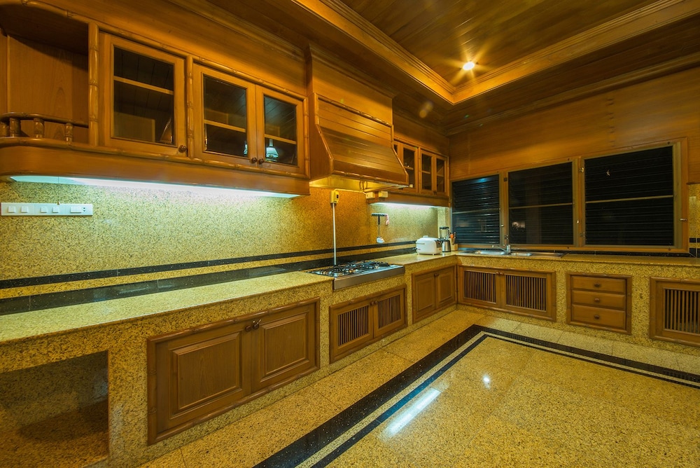 LPC Holiday Villa