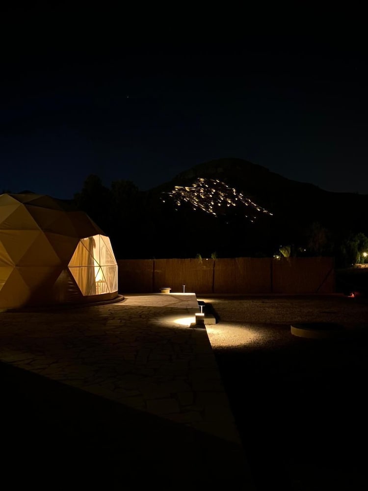Glamping Resort
