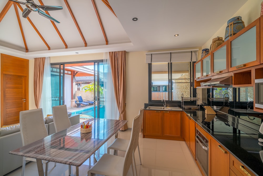 Rawayana West Villas & Kids Park