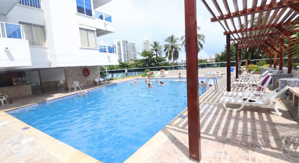 Apartamento AL1-LM Cerca al mar con Aire