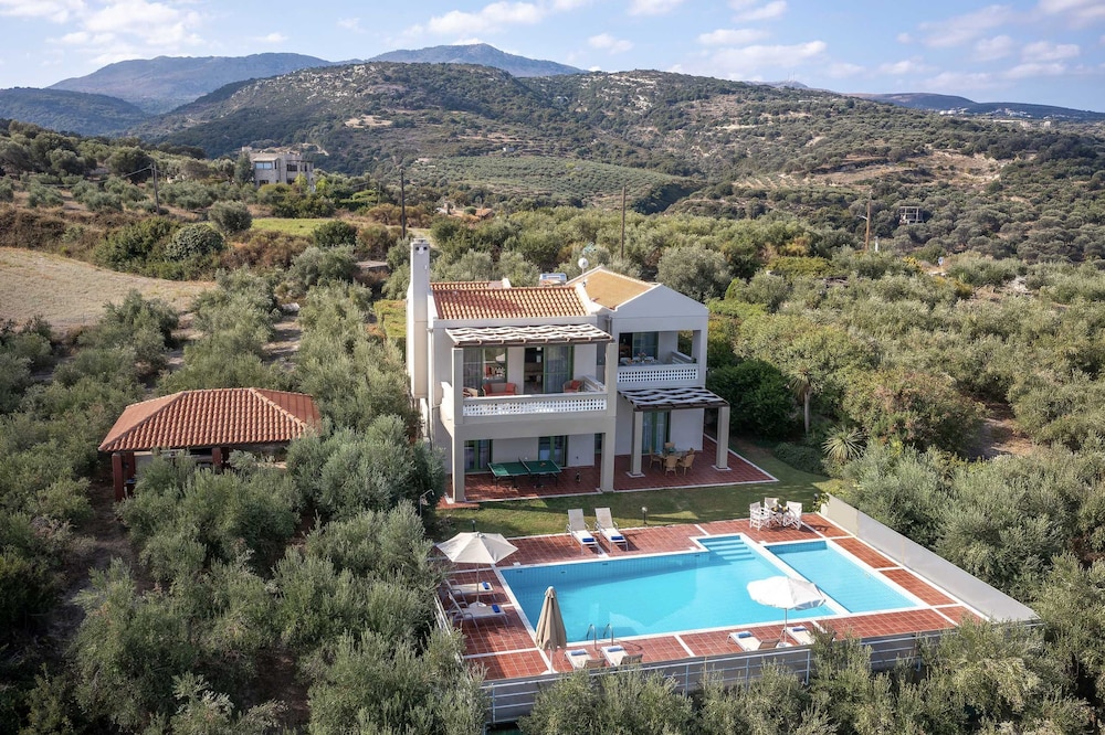 Villa Panorama - With 60m Private Pool
