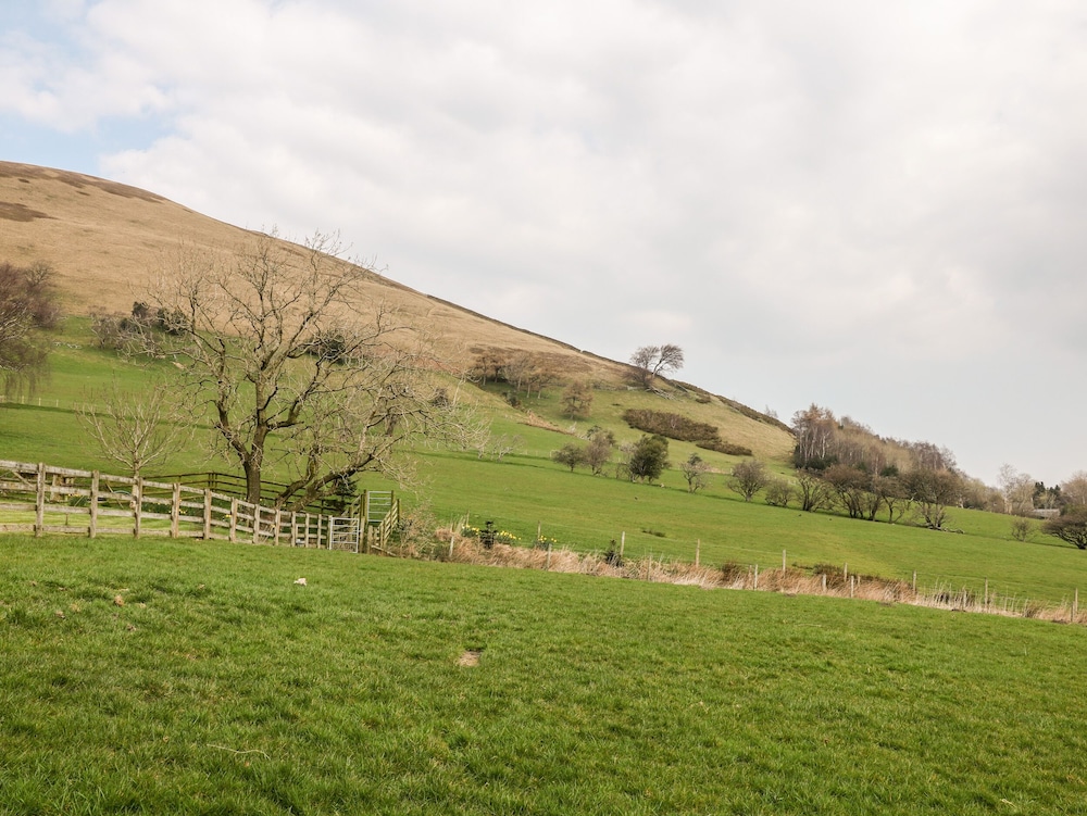 Heath Cottage view 4