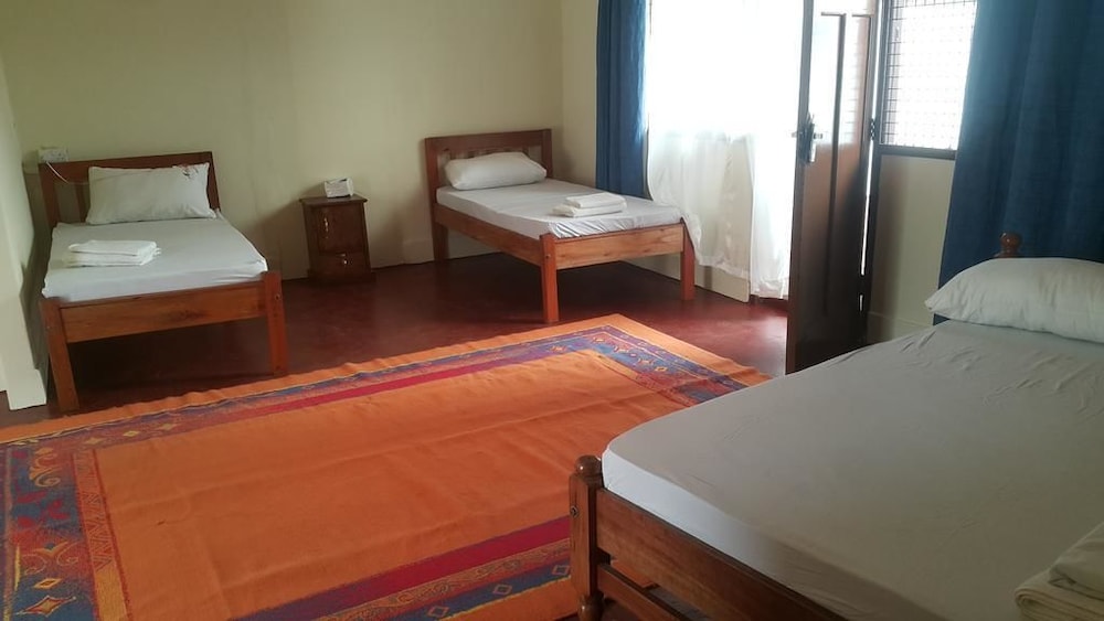 CDH Backpackers