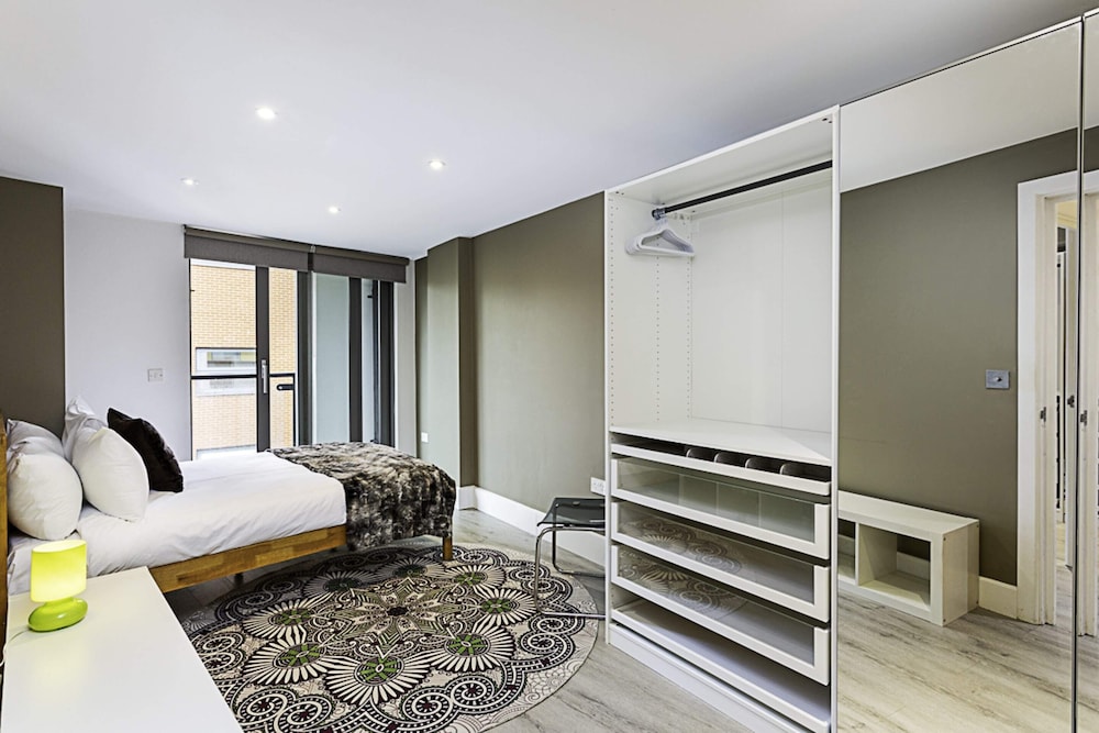 Duplex Two-bed Apartment Near Tower Bridge