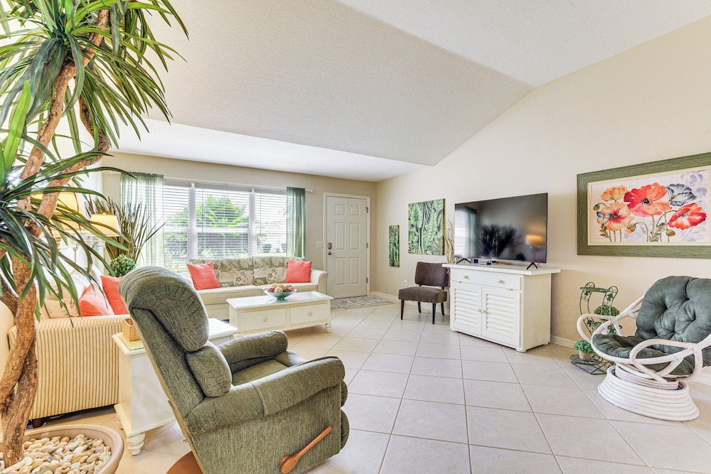 Single-story Home w/ Golf Cart in The Villages