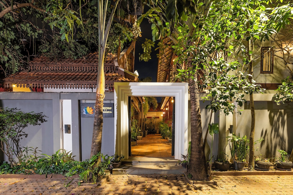 Oudom Sokhomal Private Wellness Hotel