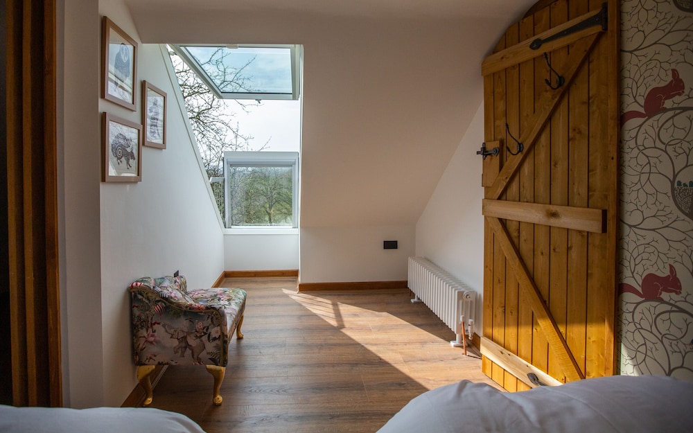Luxury Cottage With hot tub in the Forest of Dean view 5