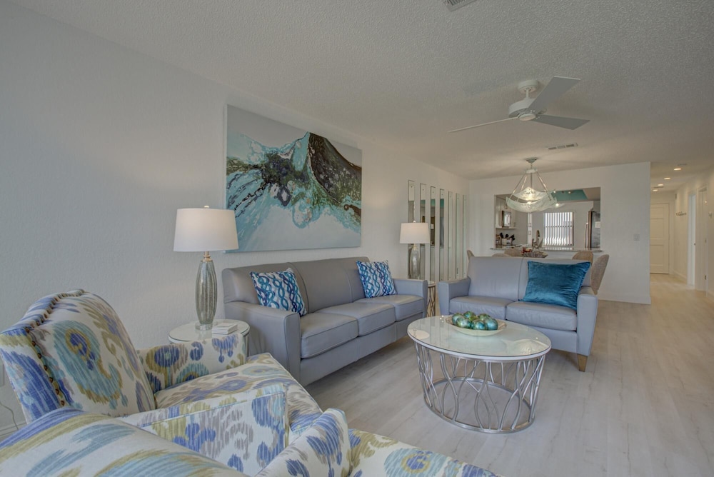 Anna Maria Island Absolute Anna Maria-private Beach Access-heated Pool-wi-fi view 4
