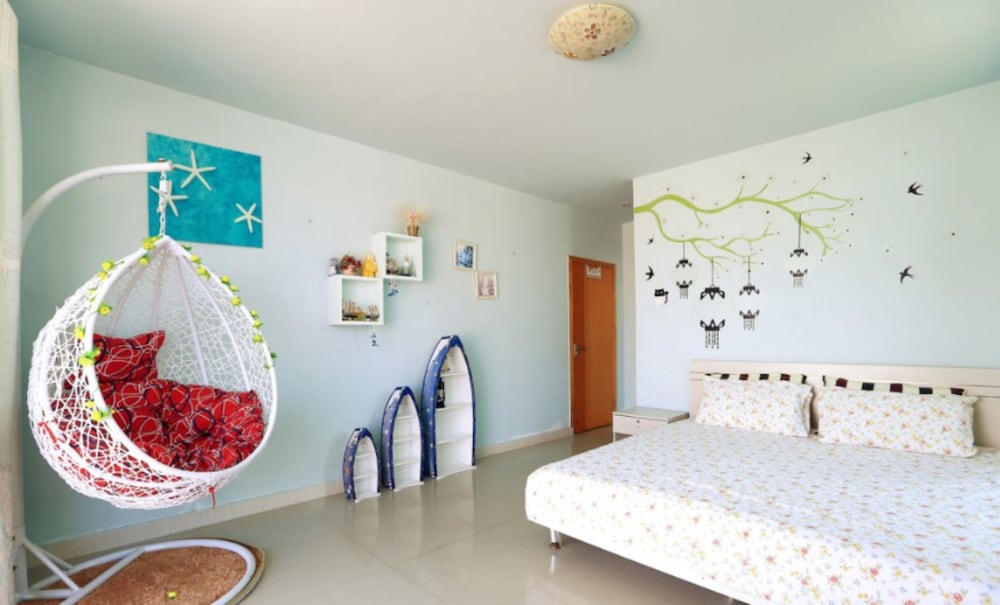 Romantic Seaside Hotel