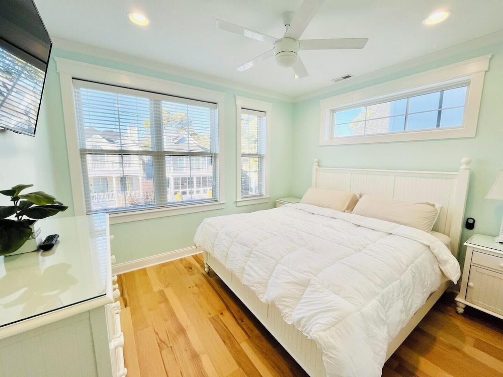 Lake Avenue 22