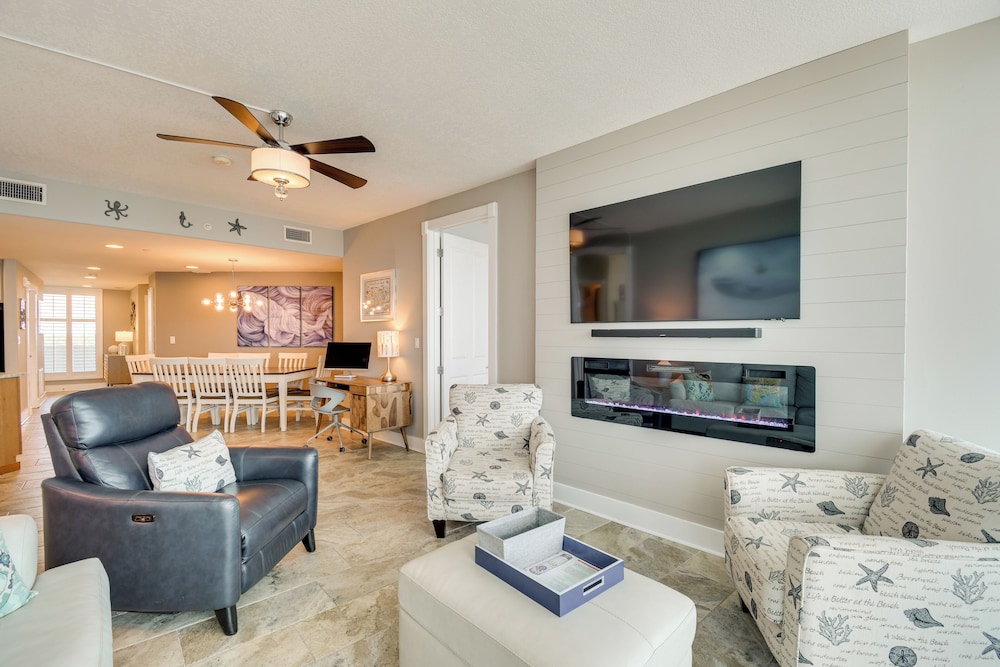Gulf Views & Pools: Beachfront Island Tower Condo