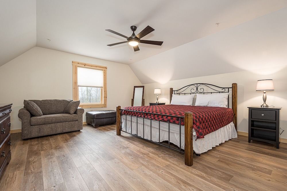 John's Place by Taylor Made Deep Creek view 5