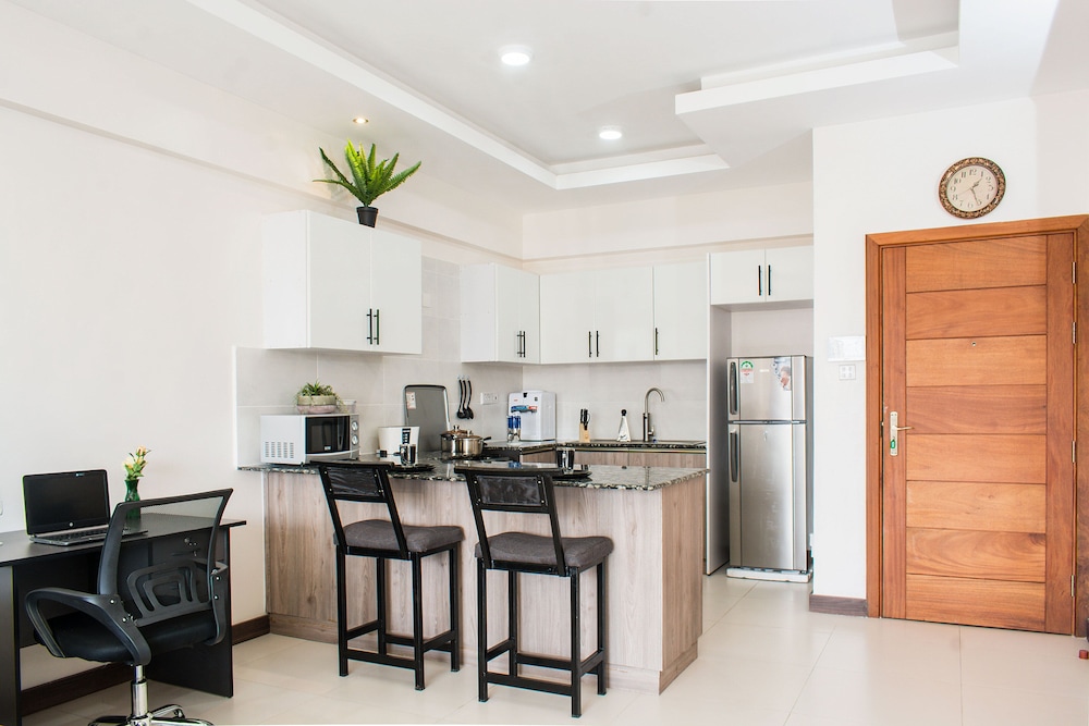 Sherry Homes Furnished Apartments