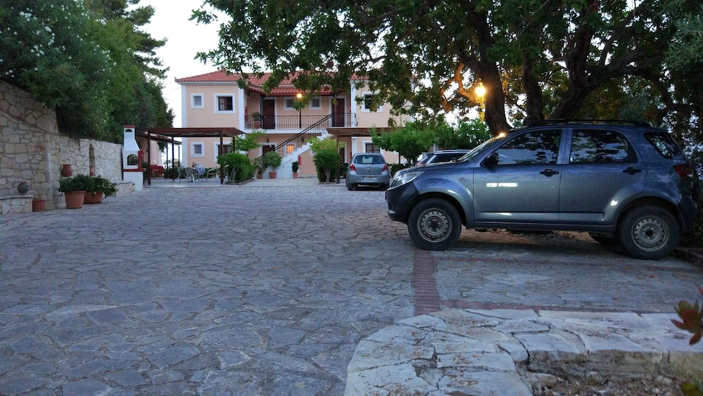 Photo 21