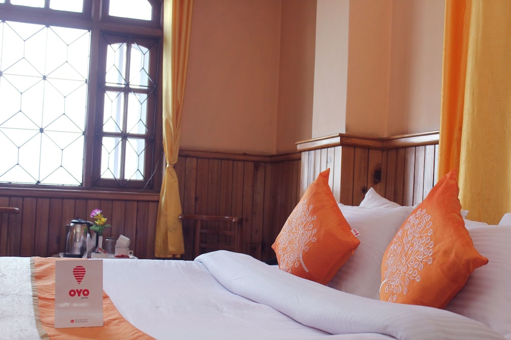 OYO 8719 Hotel Deep Residency