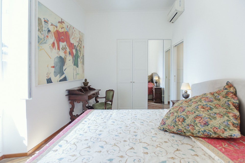Pelliccia - WR Apartments