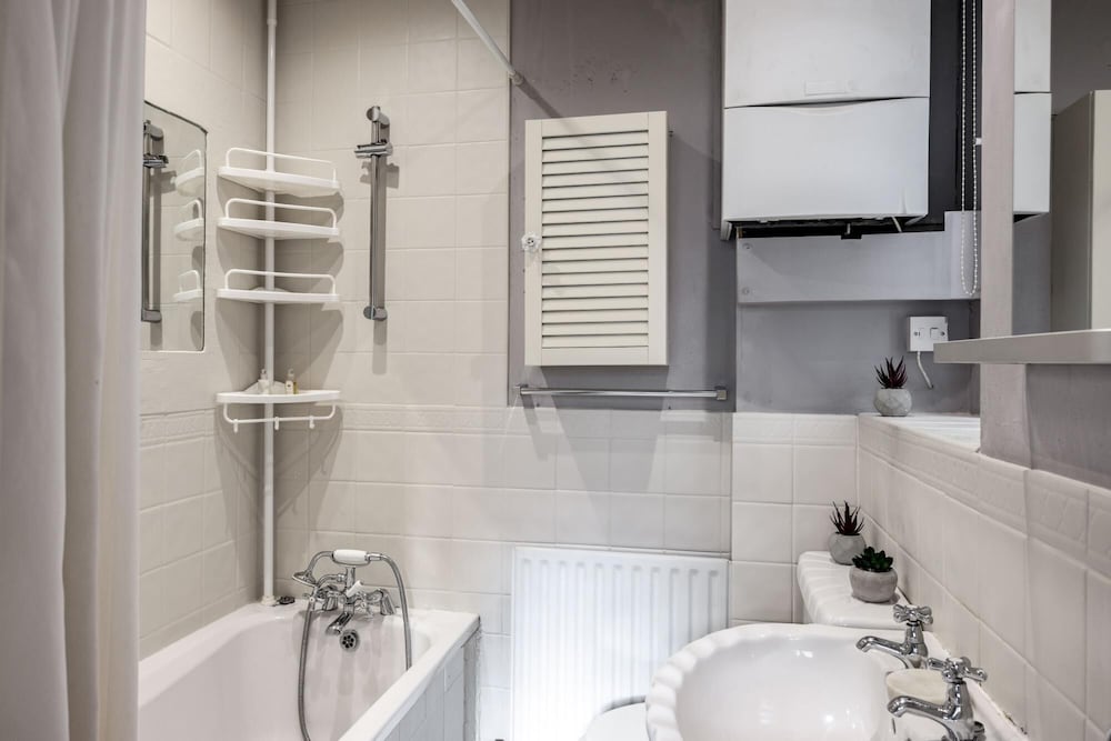 1-bedroom Modern Flat in Maida Vale