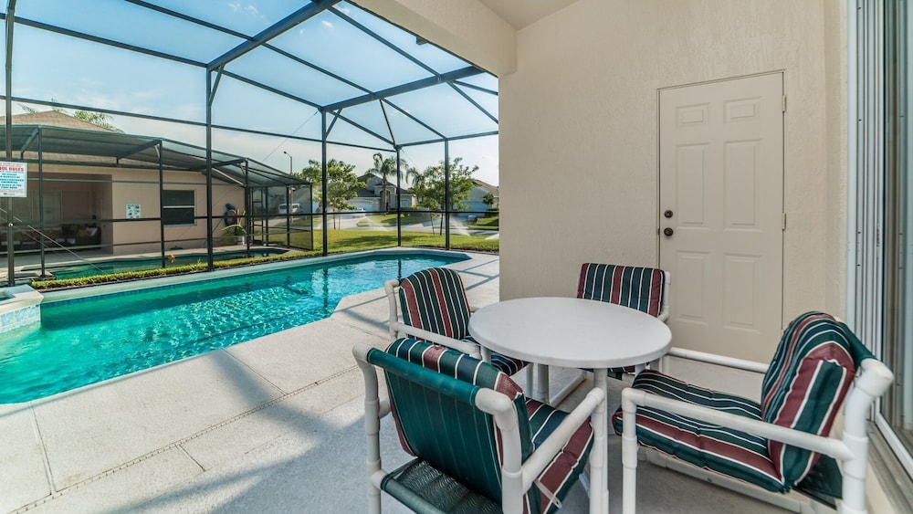 Windsor Palms Resort 4 Bedroom Home+ Game Room 4 Home