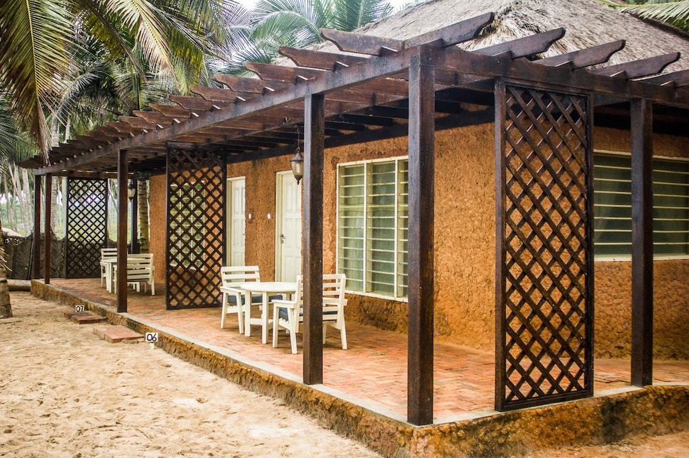 Anomabo Beach Resort