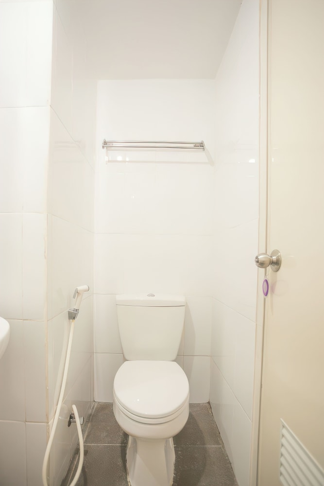 Genius Jakarta - Gading Greenhill Apt