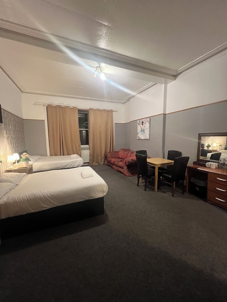 Piccolo Hotel
