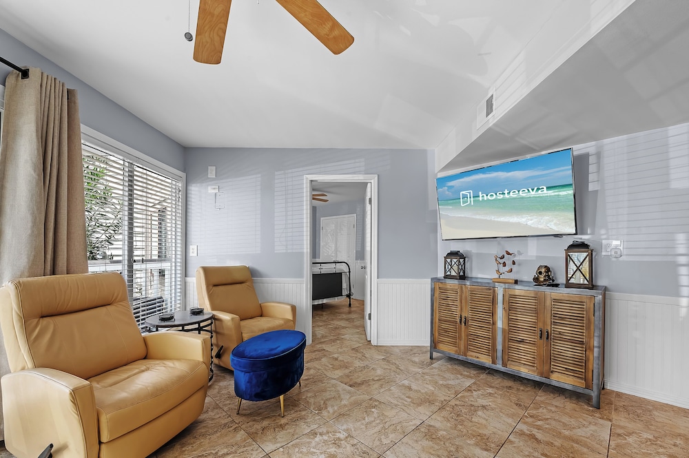 Plantation West Condos
