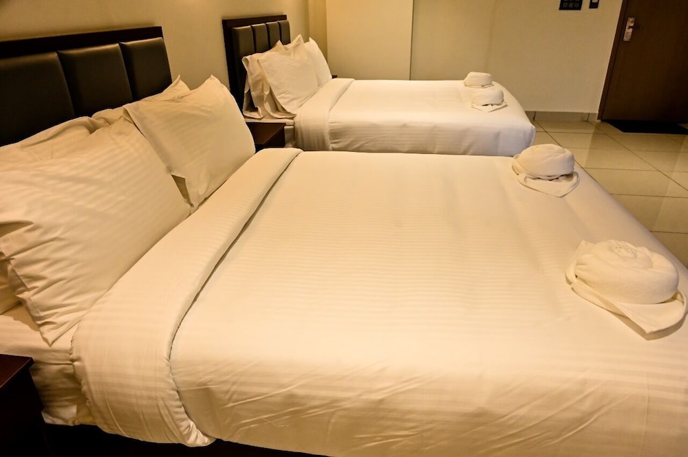Hotel S S International