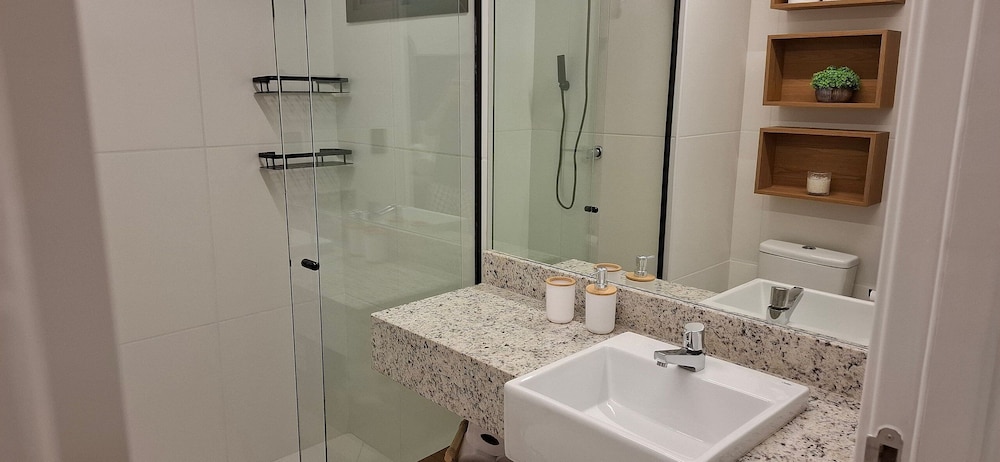 Apartments in a Building With a Pool 800m From the Beach in Salvador - EDF