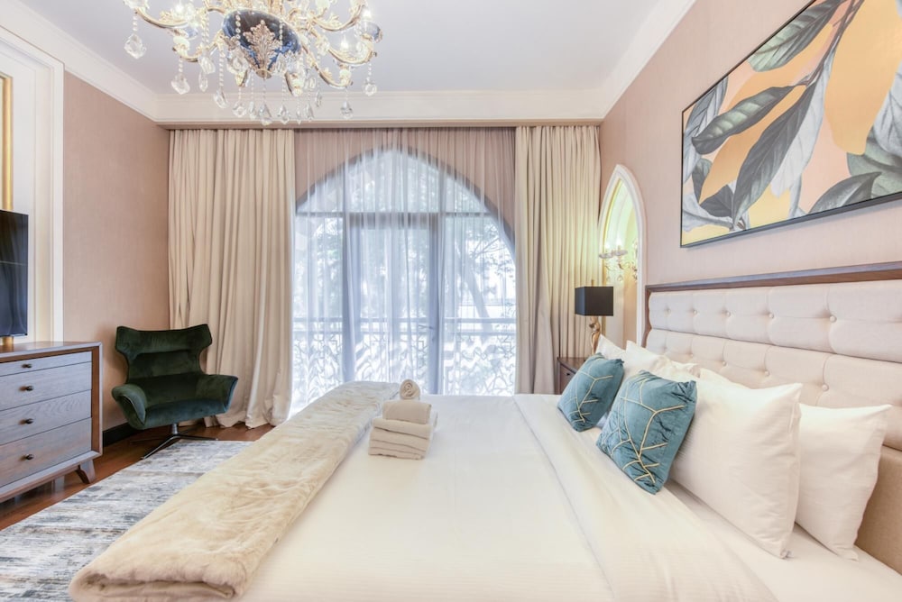 Majestic Resort Villa w Private Pool on The Palm