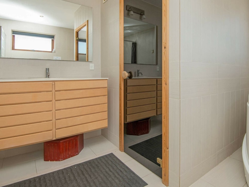6 Person Holiday Home in Romo-by Traum