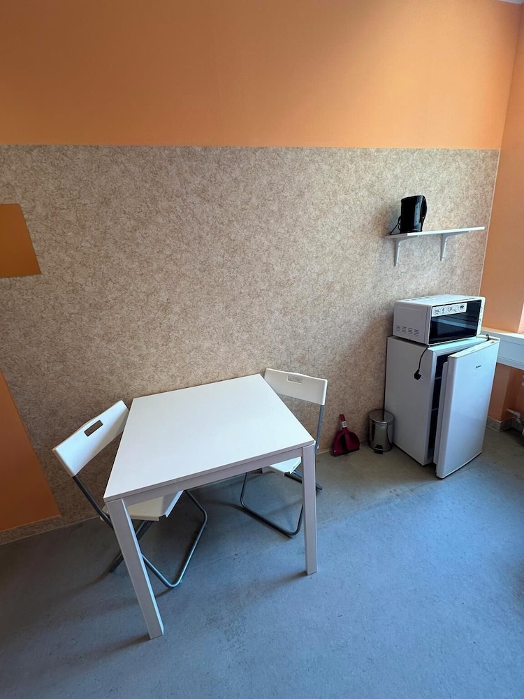2-Rent Group Hostel Zimmer&Apartments GKP2