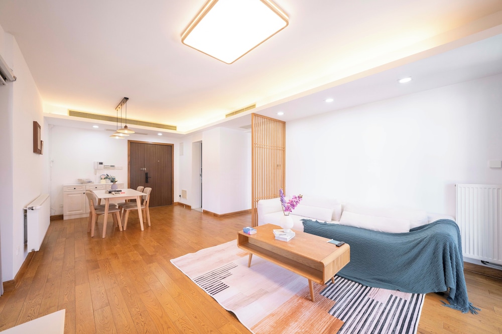 Tyms 3BR 2BA Apartment Yongxin Century