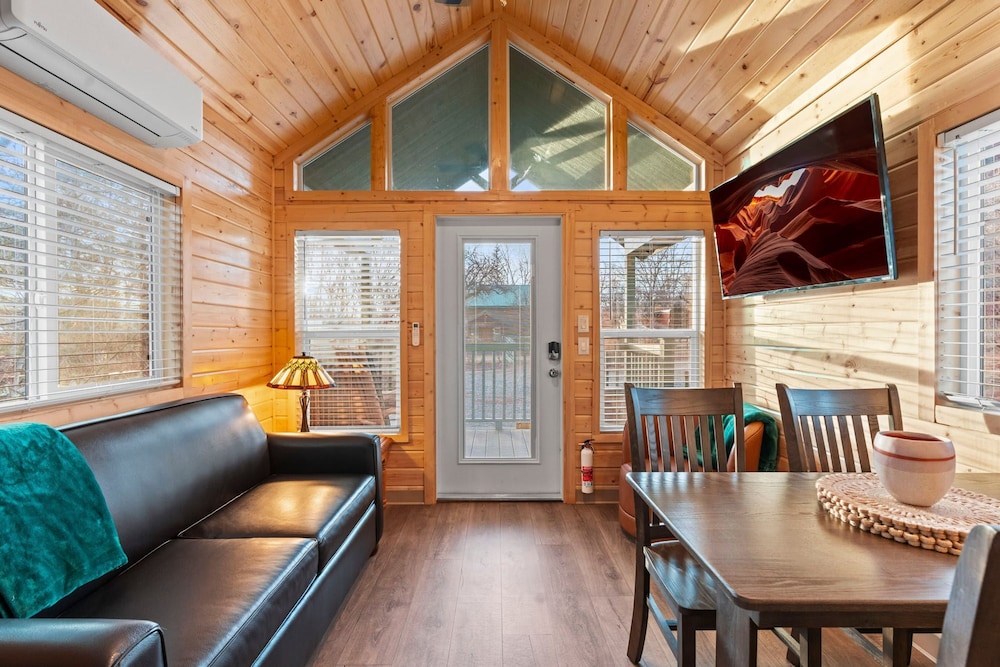 NEW Moondance Majestic Mini Cabin Cathedral Rock