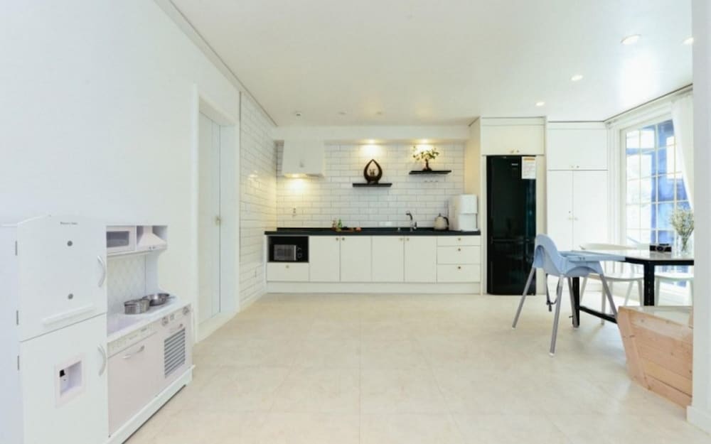Gapyeong Shinbi Kids Pool Villa