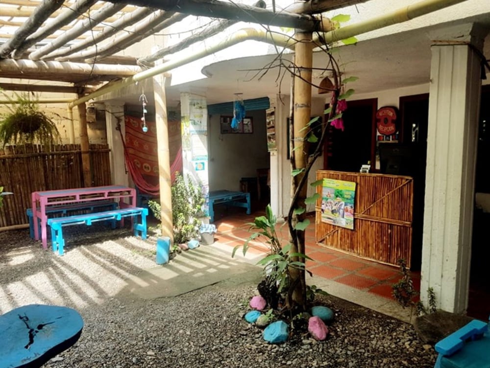 Oasis Hostal Restaurante view 4