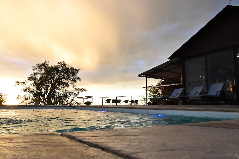 Aloegrove Safari Lodge