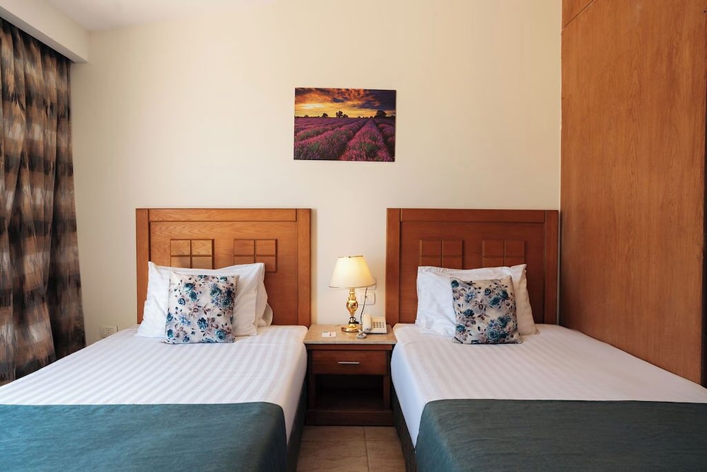 Riviera Aqua Park Resort