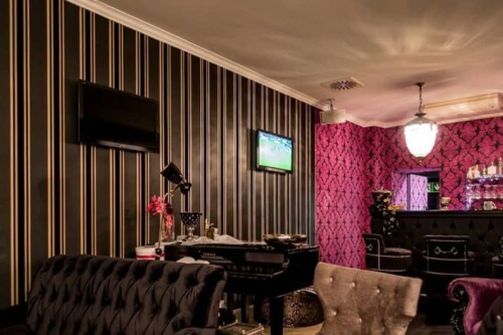 Humboldt1 Palais-Hotel & Bar