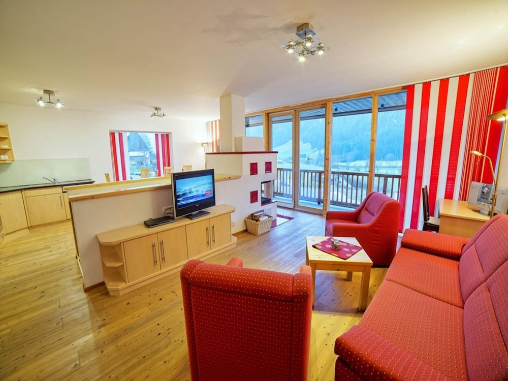 Holiday Home in Konigsleiten With Swimming Pool