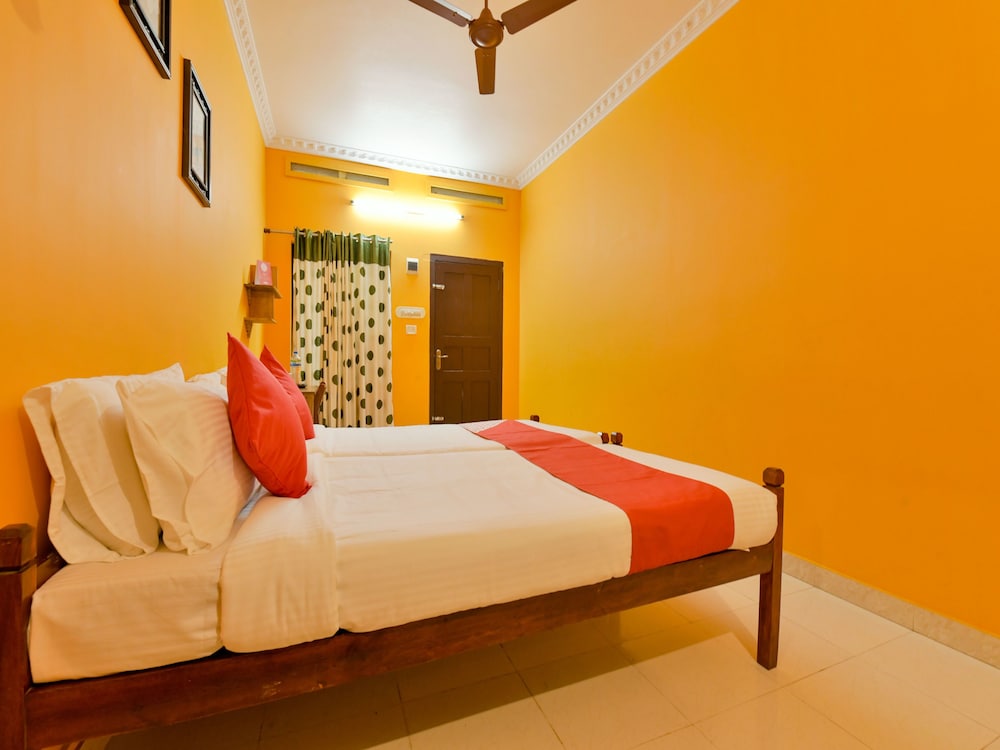 OYO 14342 Happy Rooms