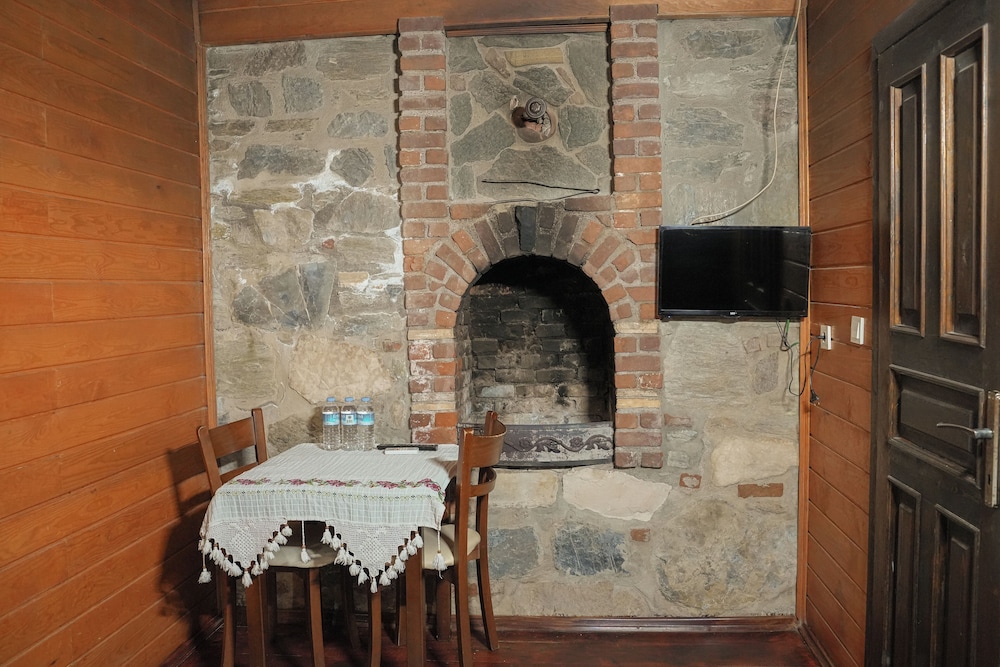 SAKLI VADİ
