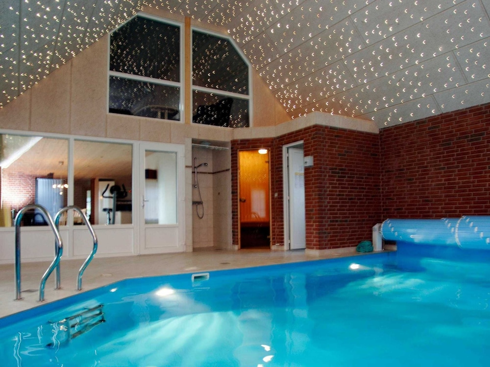 24 Person Holiday Home in Blavand view 3