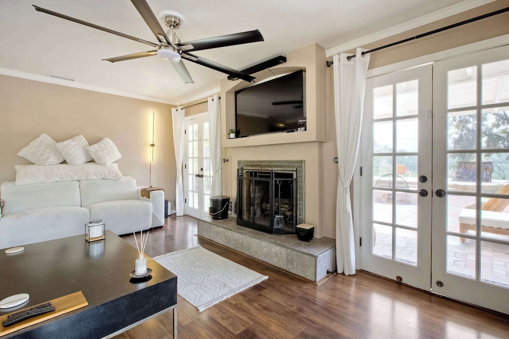 O-side Oasis - Luxury Stay for 7