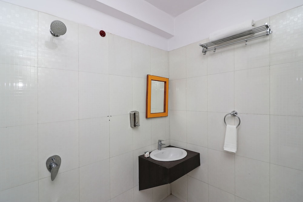 OYO 13884 Holiday Homes