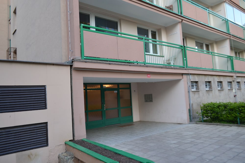 Apartment Alejní