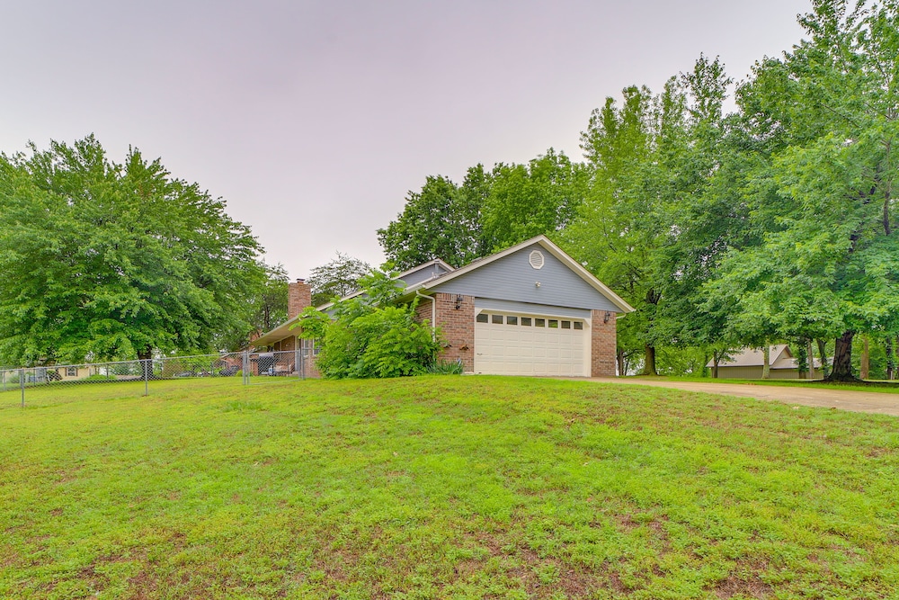 Near Grand Lake: Family Home w/ Shared Dock! view 5