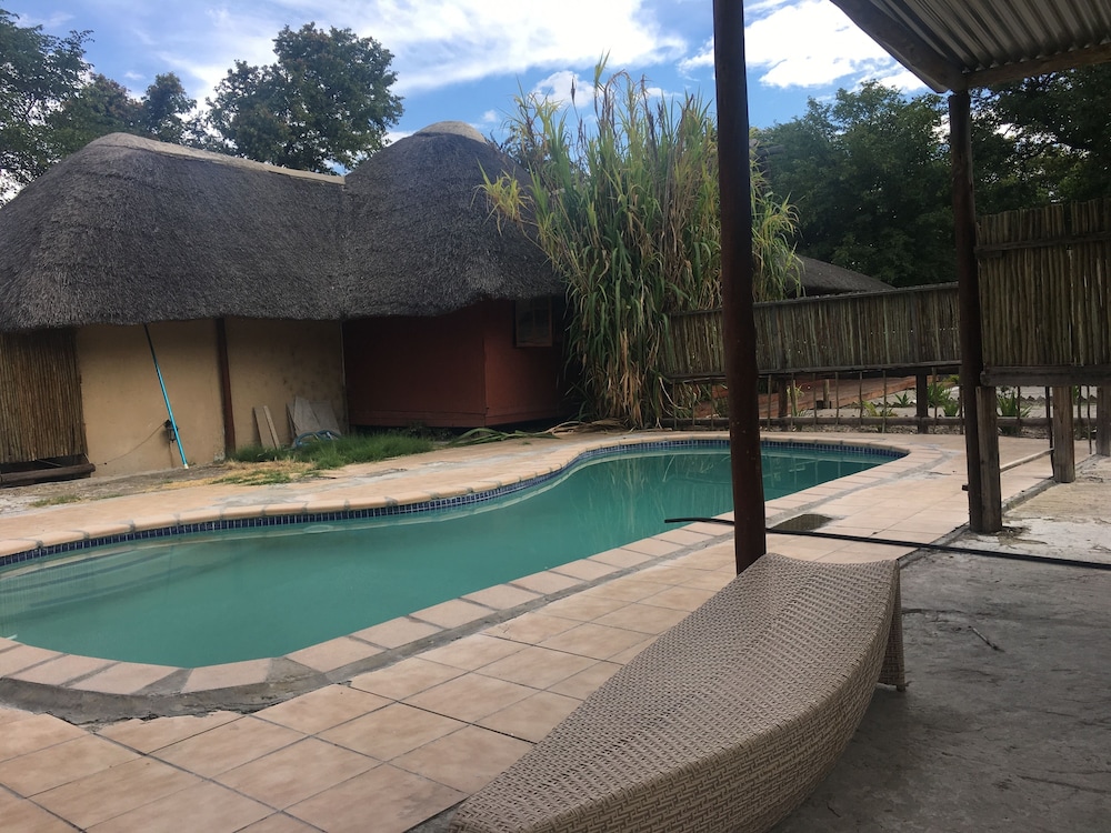Luxury Wild Inn