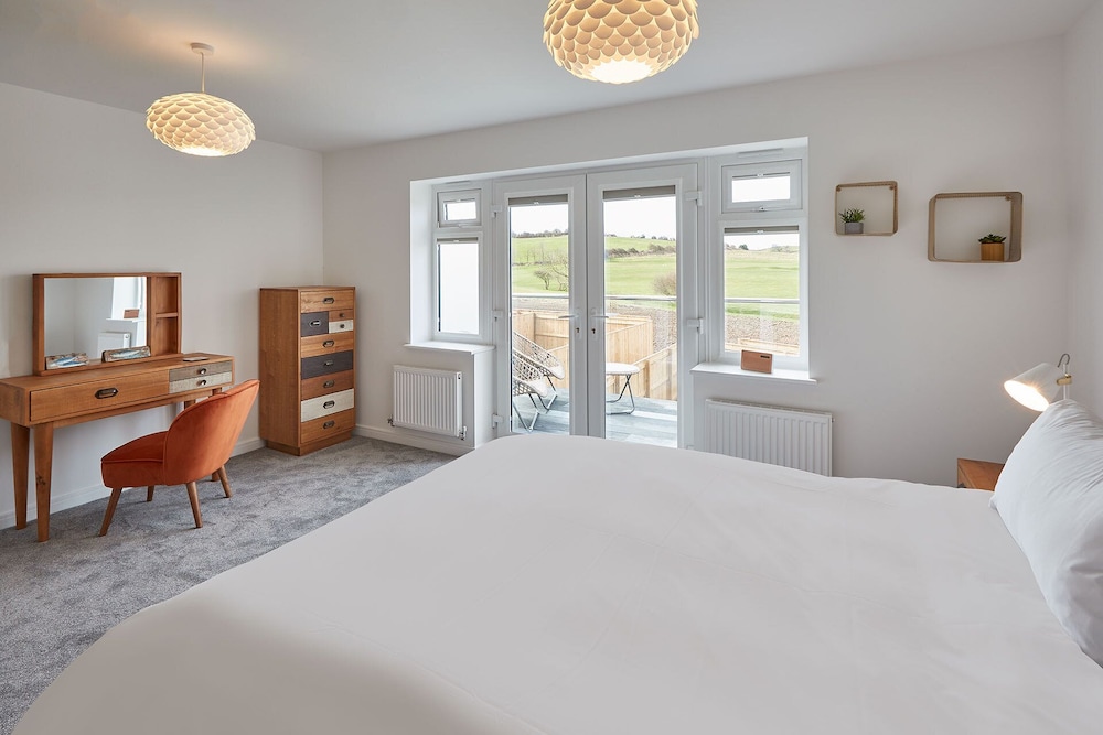 Host Stay Highfield House view 5