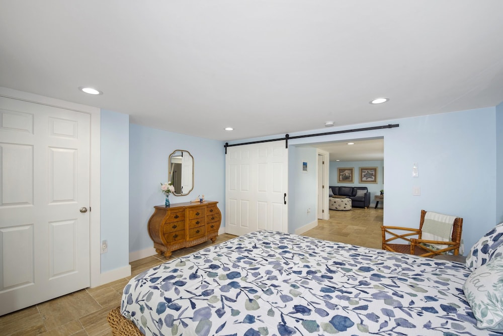 Marilyn's Beach House