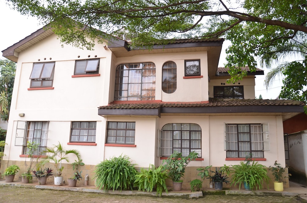 Cosy Garden Guest House